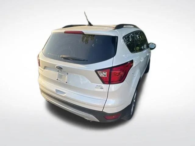Used 2019 White Ford SEL image 3
