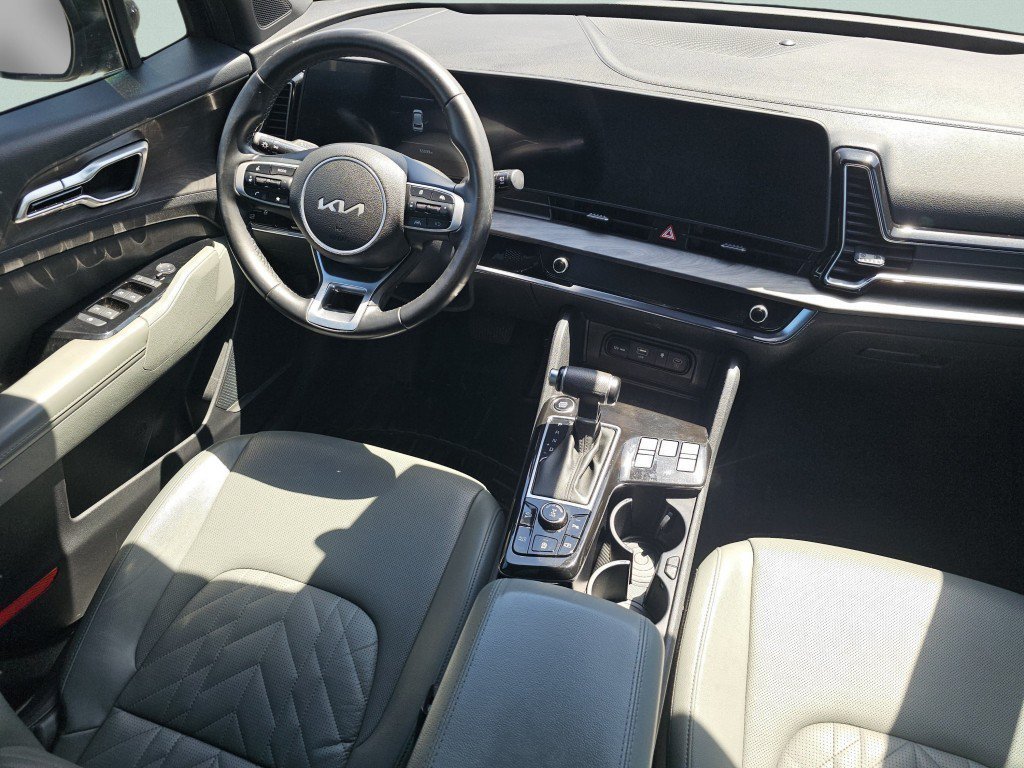 Certified Used 2023 Gravity Gray Kia X-Line image 30