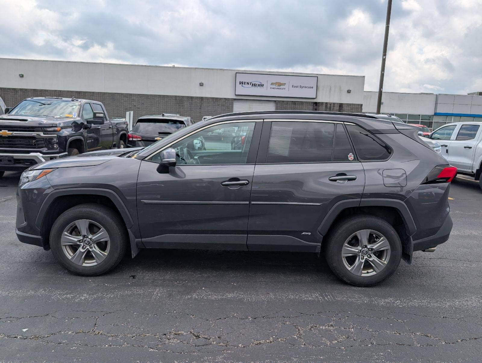 Used 2024 Magnetic Gray Metallic Toyota XLE image 5