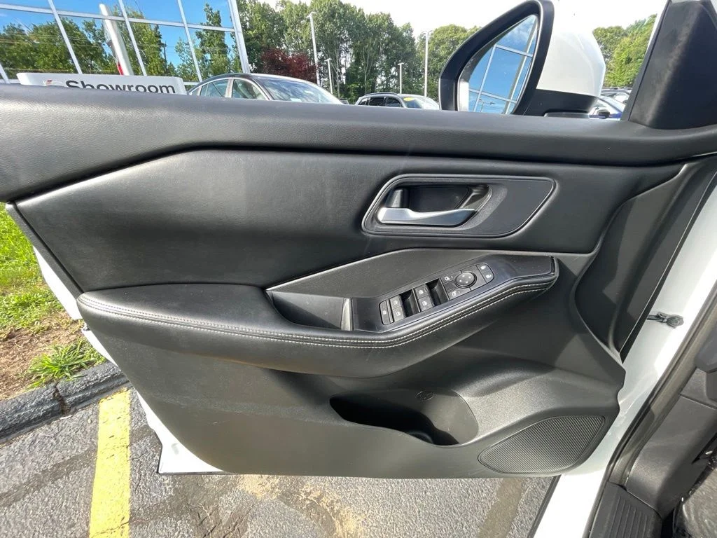 Certified Used 2024 White Nissan SV image 25