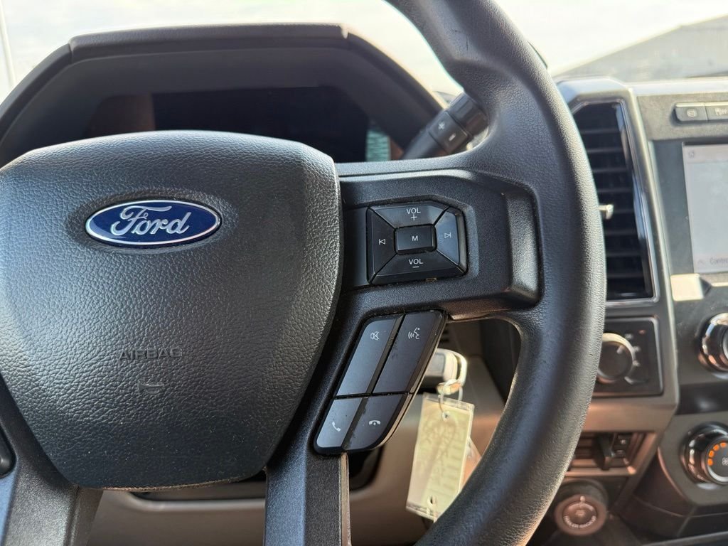 Used 2022 Agate Black Metallic Ford XLT image 10
