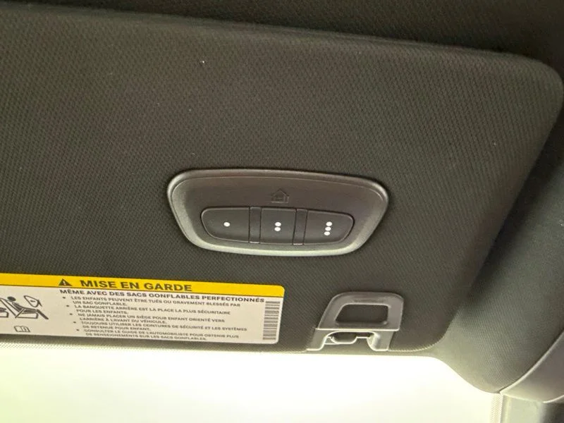 Used 2025 White Jeep Summit image 40