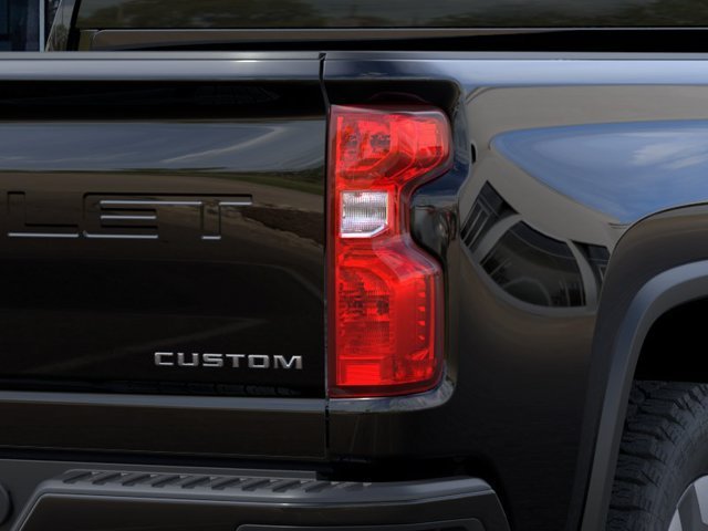 2026 Chevrolet Silverado 2500 HD Custom - Photo 11