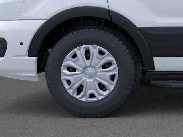 New 2026 Oxford White Ford XLT image 19