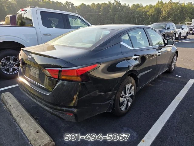 Used 2024 Black Nissan 2.5 S image 4
