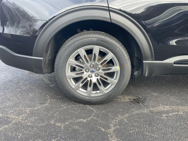New 2026 Agate Black Metallic Ford Active image 17