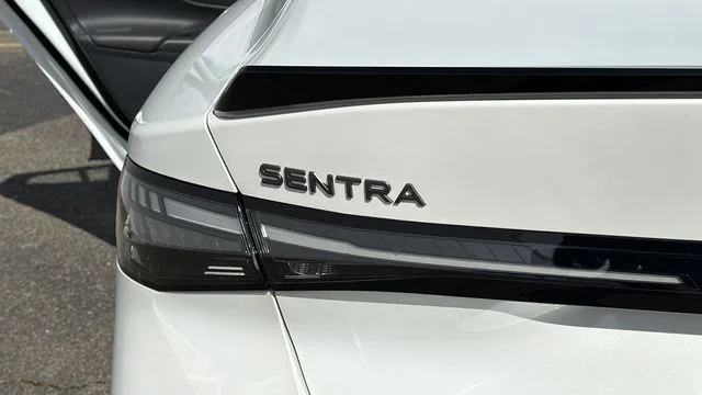 2026 Nissan Sentra SR - Photo 12