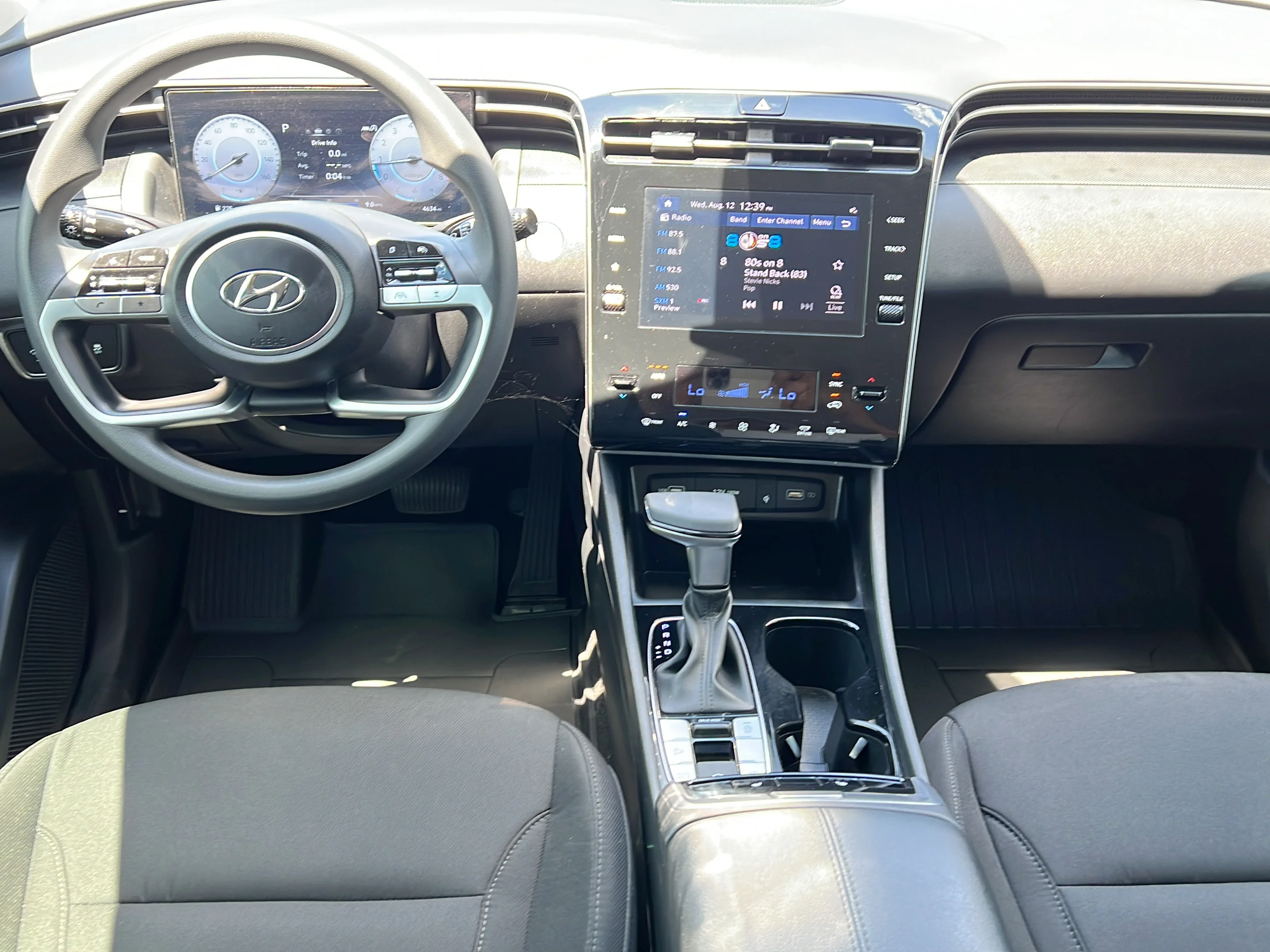 Used 2024 Shimmering Silver Hyundai SEL image 14