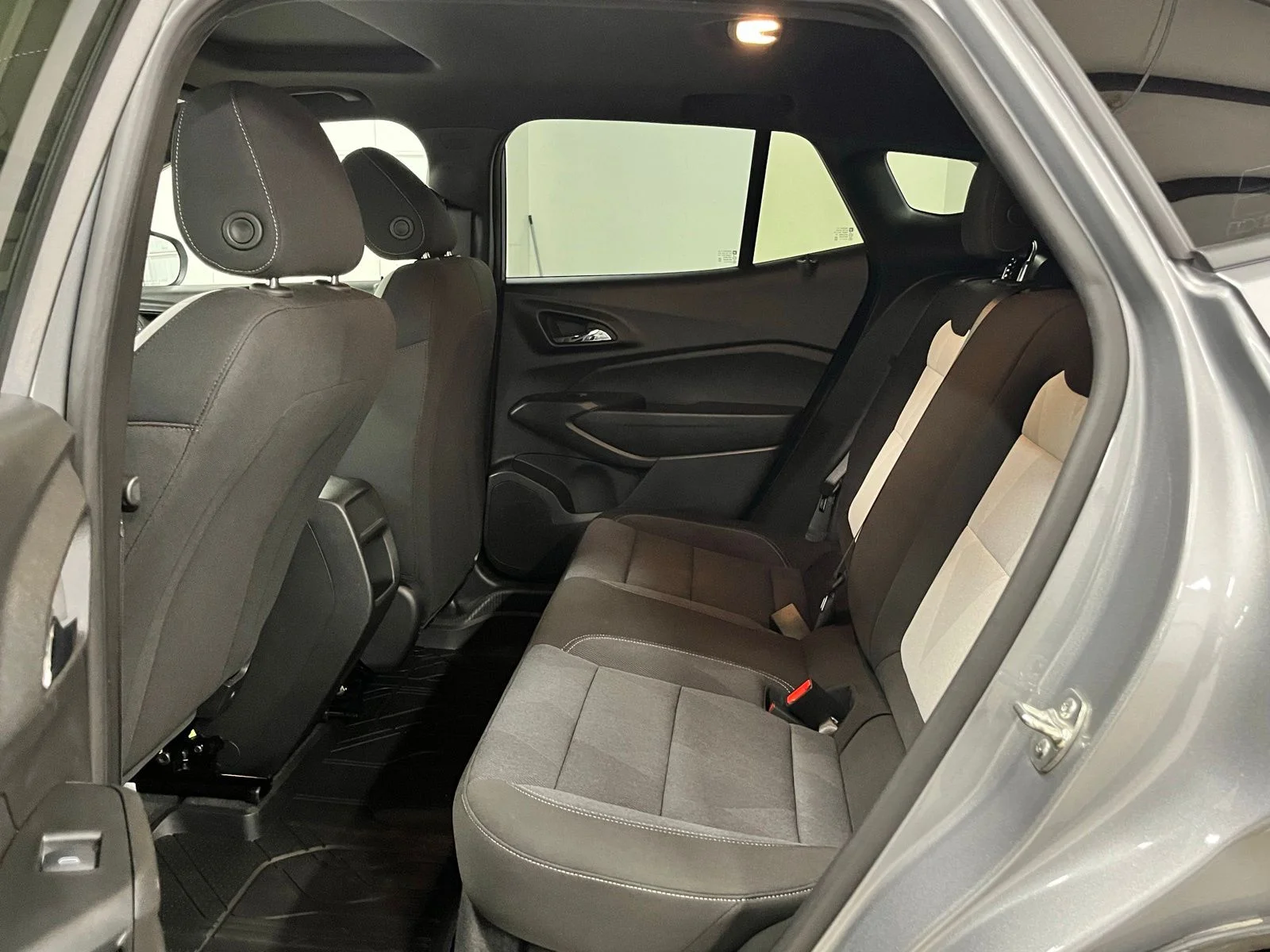 Used 2026 Gray Chevrolet 1RS image 19