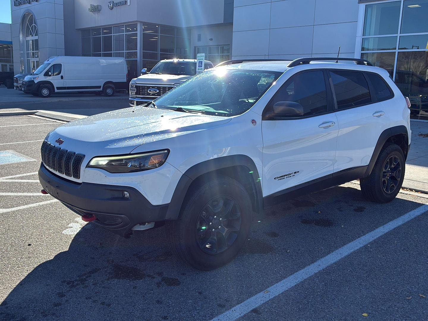 Used 2019 Bright White Clearcoat Jeep Trailhawk Elite image 1