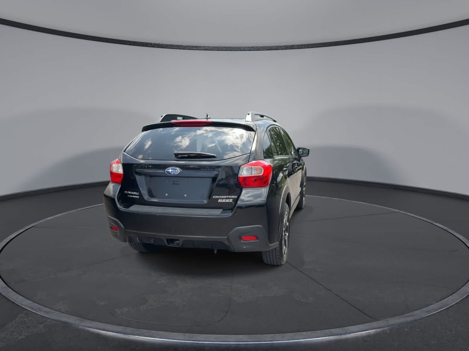 Used 2016 Crystal Black Silica Subaru Premium image 7