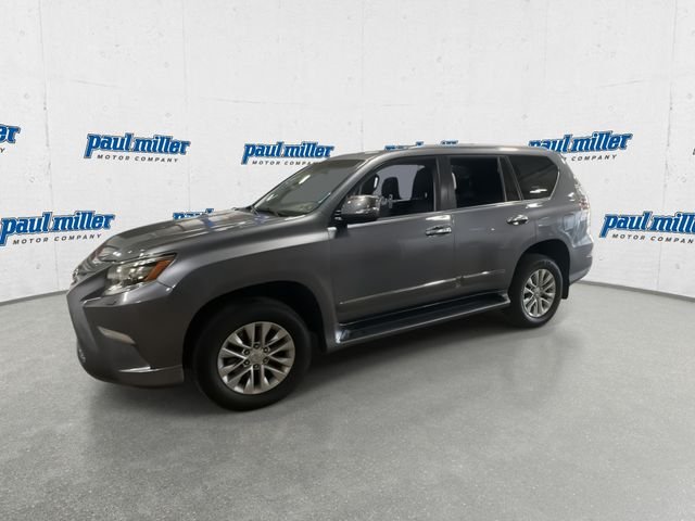 Used 2016 Gray Pearl Lexus 460 image 5