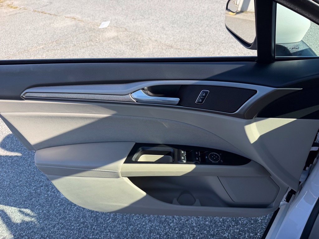 Used 2017 White Ford SE image 23
