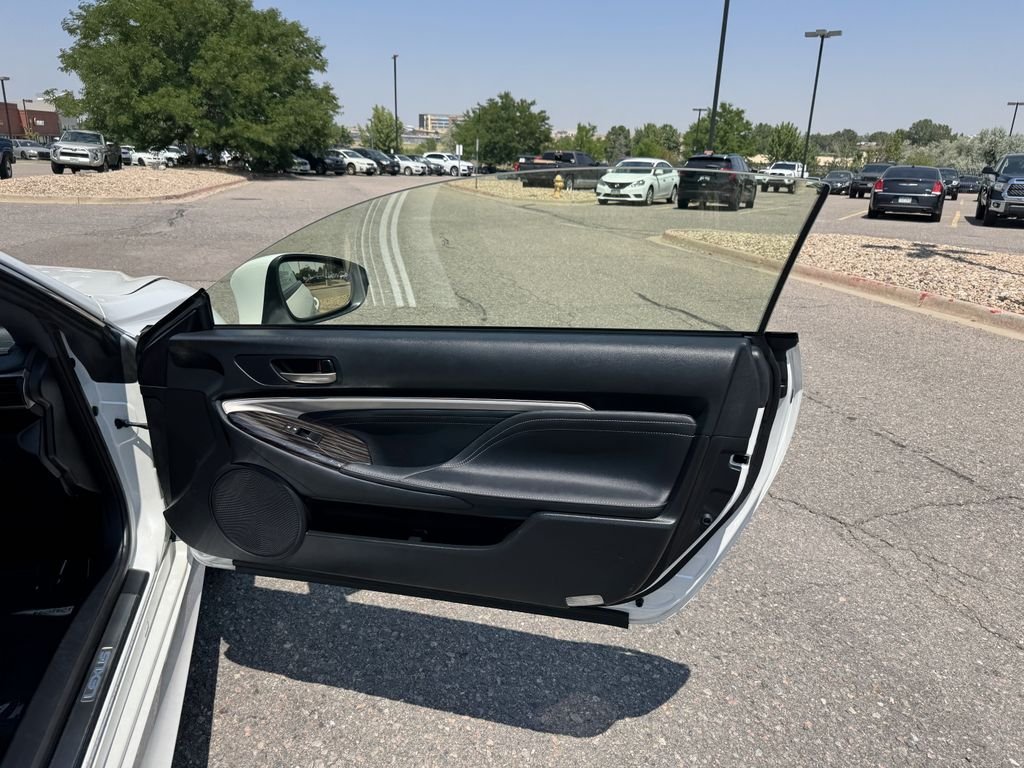 Used 2016 White Lexus 300 image 41