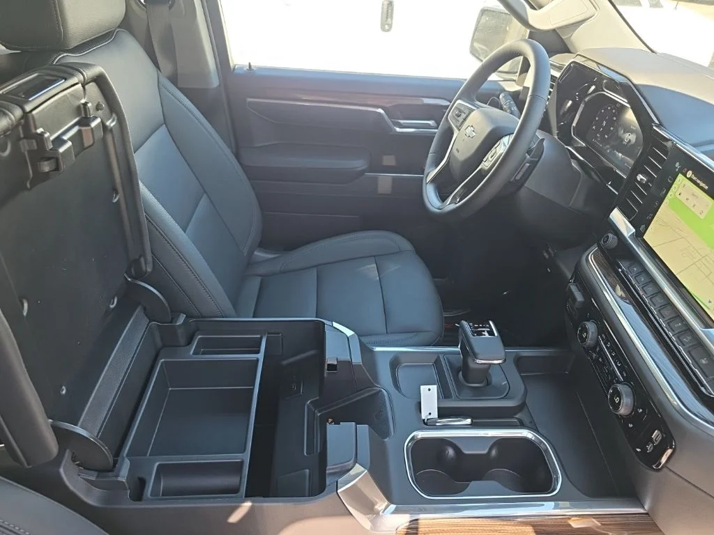 New 2026 Summit White Chevrolet LT Trail Boss image 24