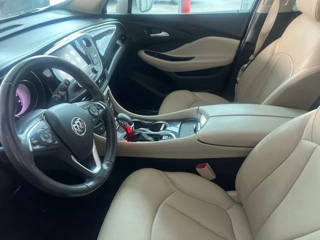 Used 2020 SUMMIT WHITE Buick Essence image 6