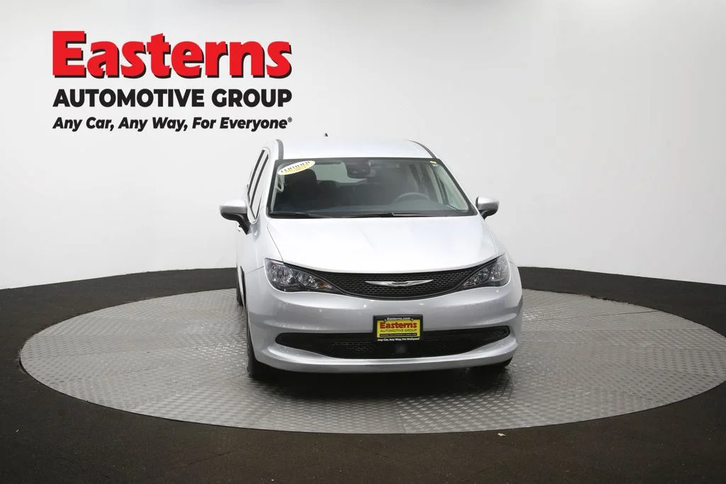 Used 2023 Silver Chrysler LX image 52