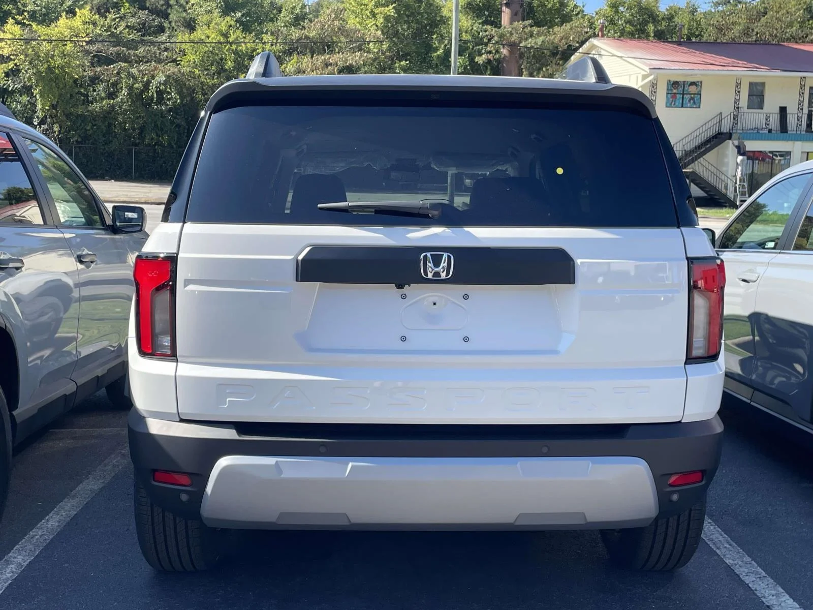 New 2026 Platinum White Pearl Honda RTL AWD image 2
