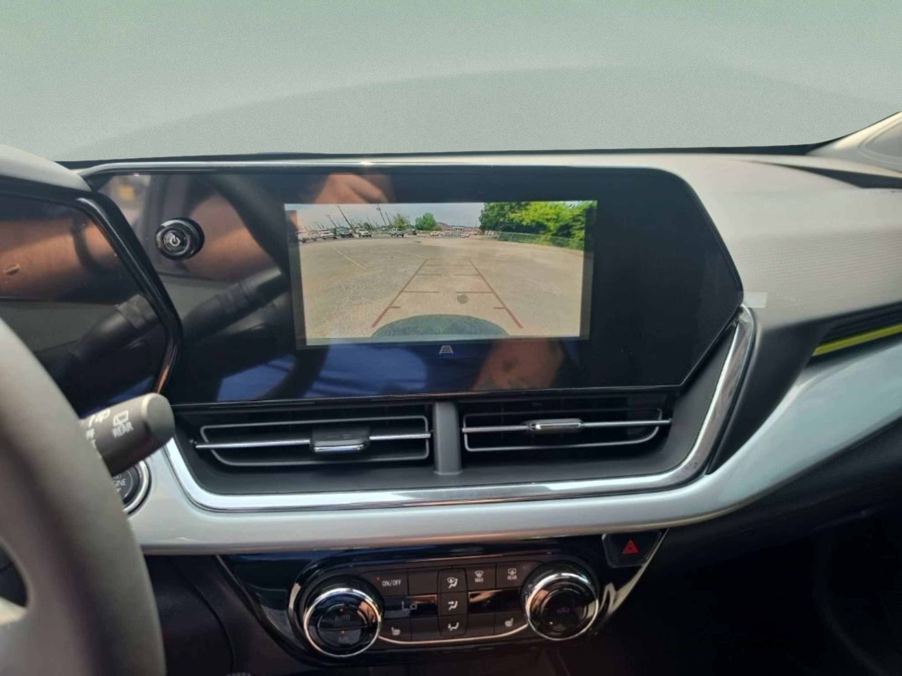 2026 Chevrolet Trax LT - Photo 19