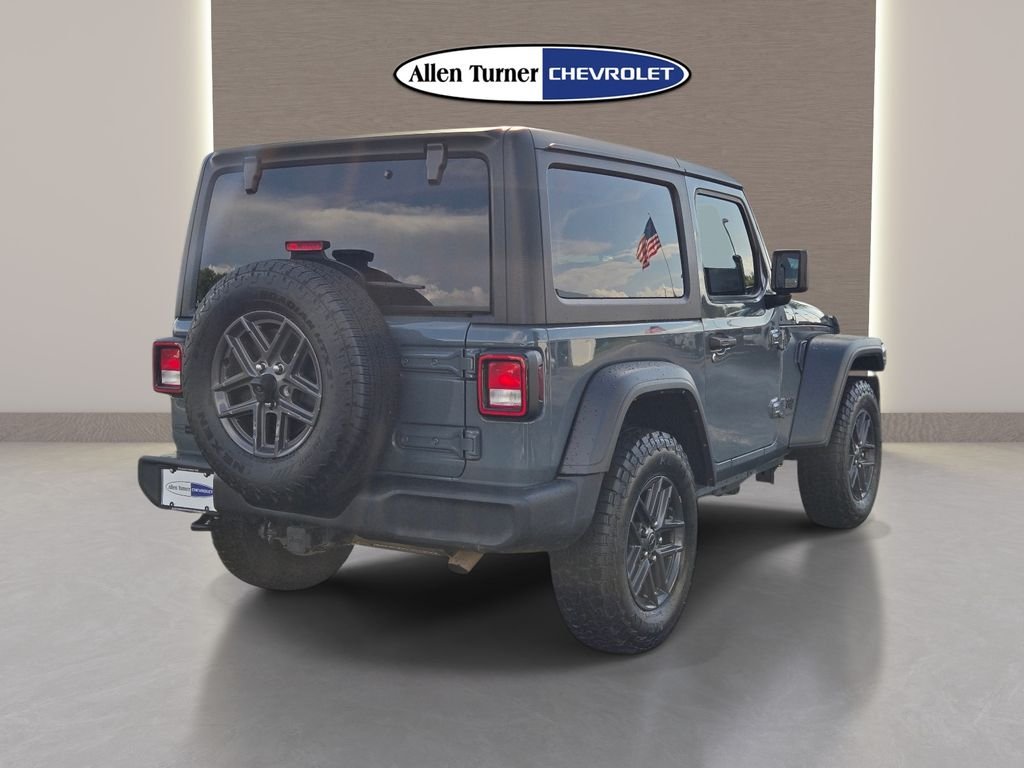 Used 2024 Gray Jeep Sport S image 6