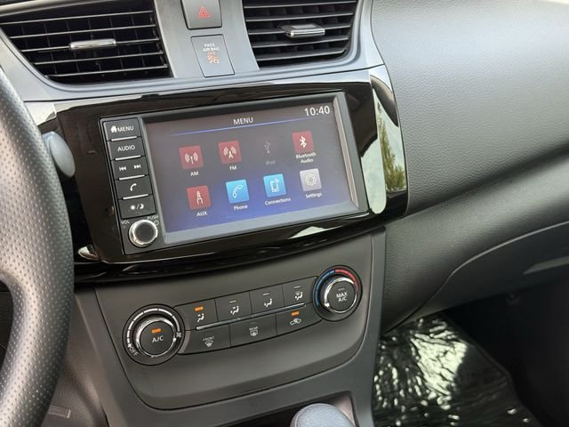 Used 2019 Gray Nissan S image 15