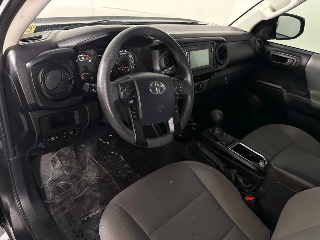 Used 2018 Gray Toyota SR image 18