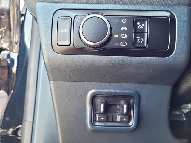Used 2023 Blue Ford XLT image 15