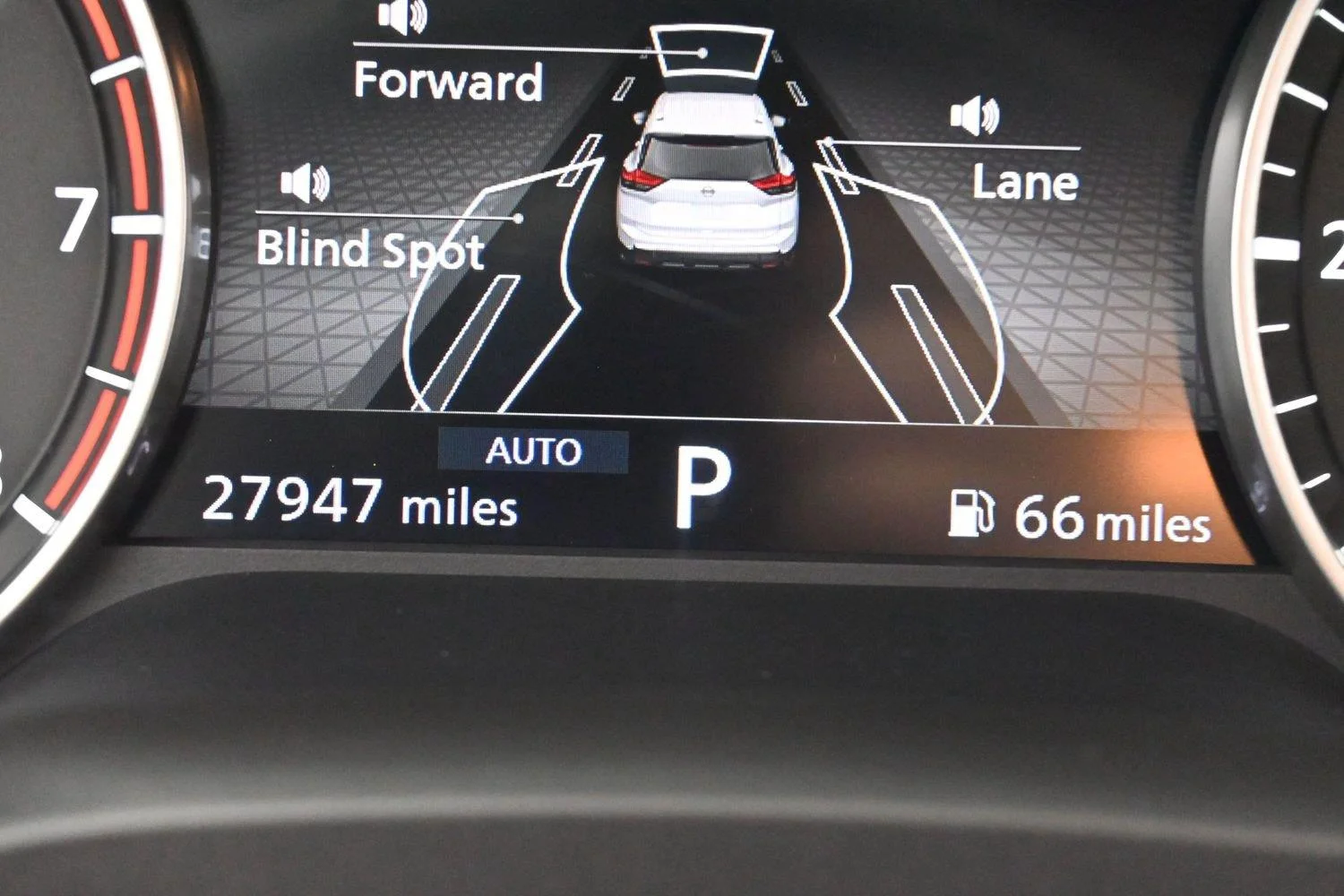 Used 2024 Silver Nissan SV image 20