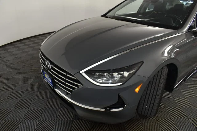 Used 2023 Gray Hyundai Limited image 11