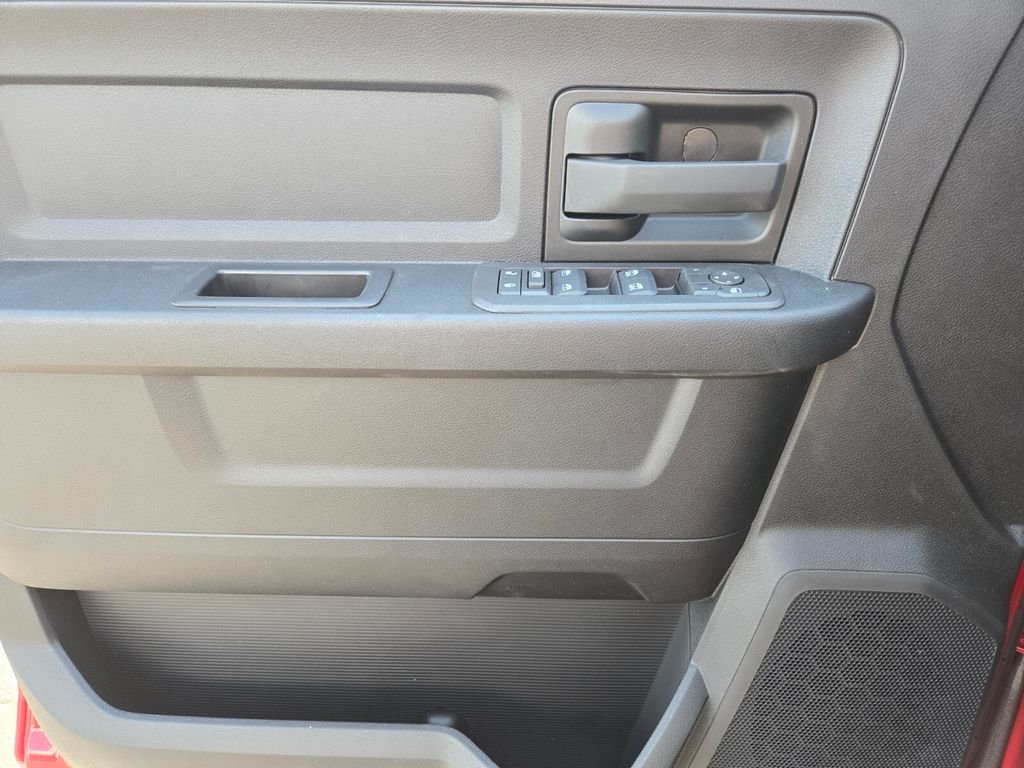 2025 RAM 2500 Tradesman - Photo 9
