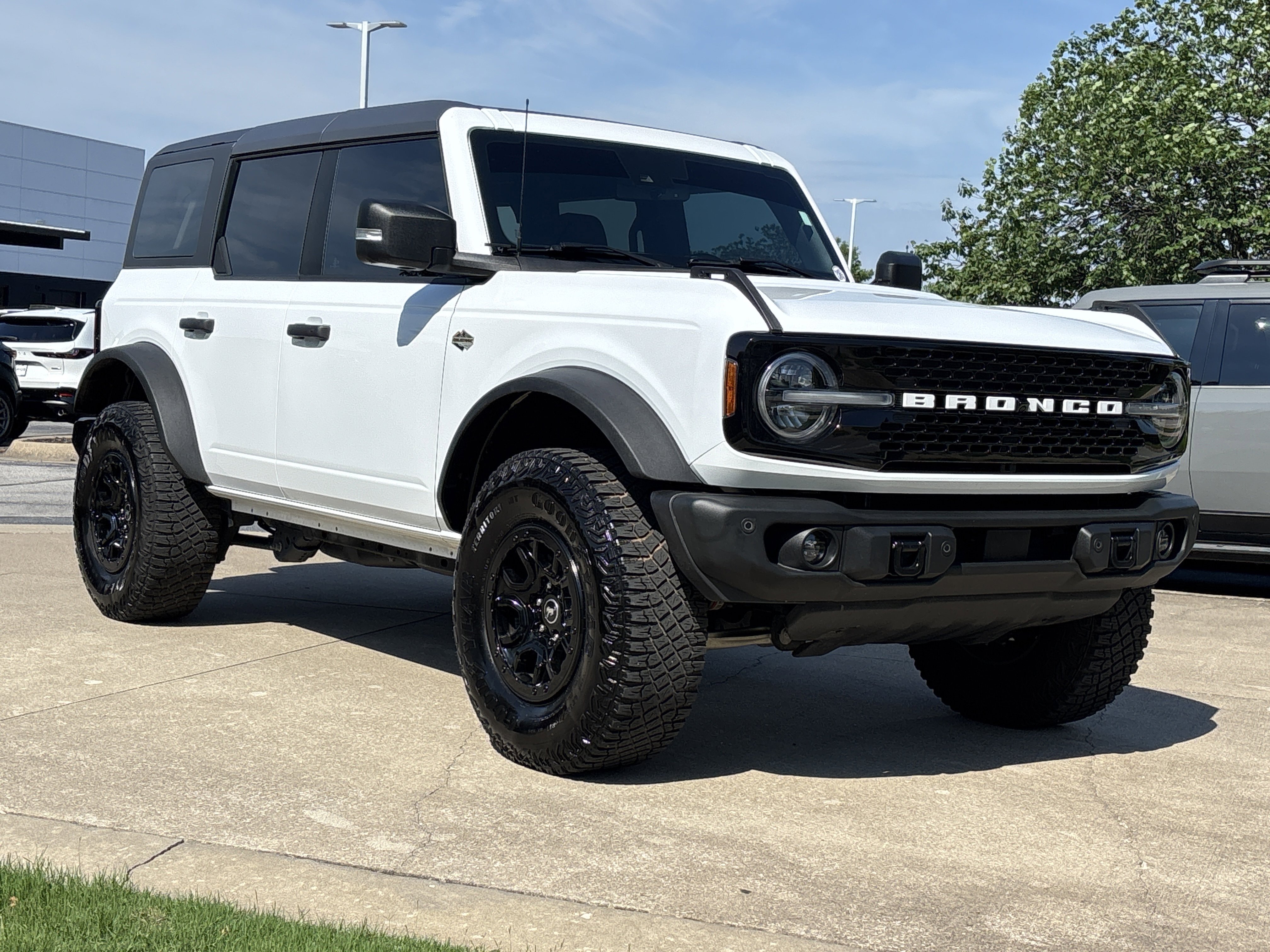 2023 Ford Bronco Wildtrak 4x4's photo