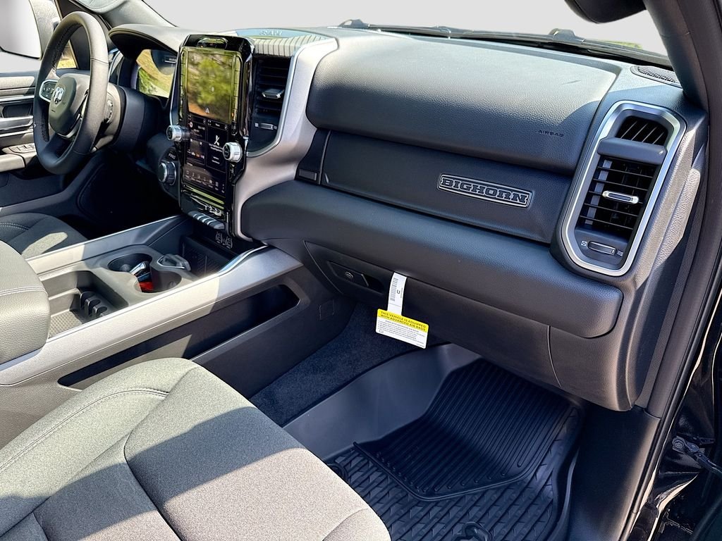 New 2026 Diamond Black Crystal Pearl-Coat Exterior Paint RAM Big Horn image 31