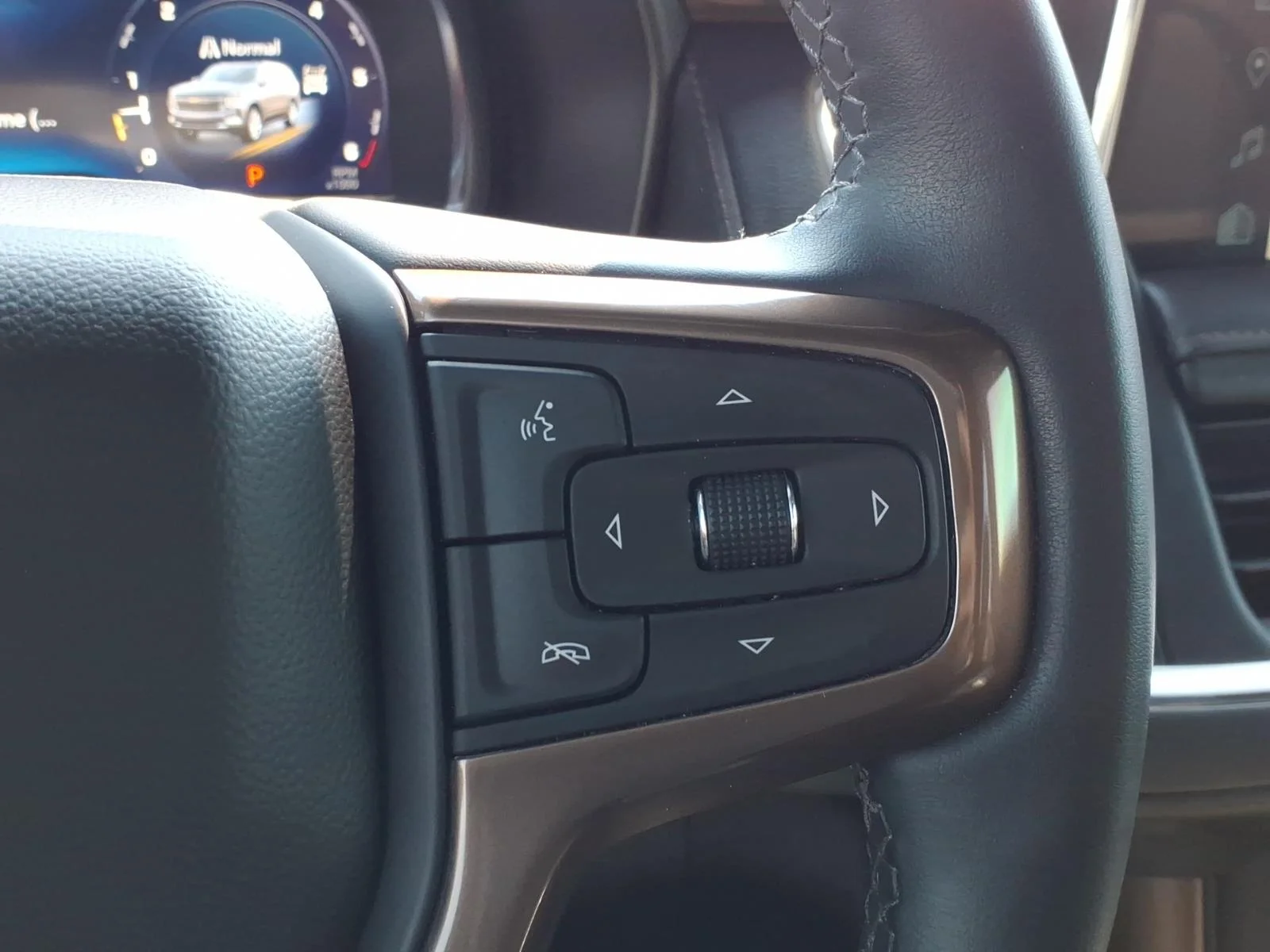 Used 2024 Black Gba Chevrolet High Country image 32