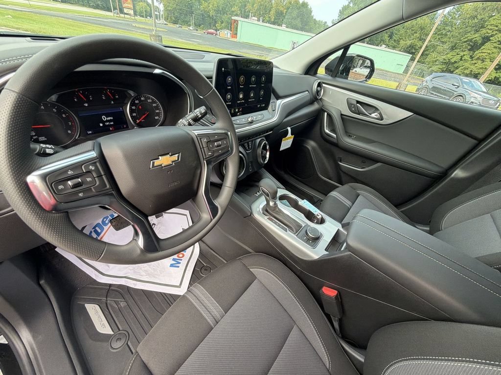 New 2026 Black Chevrolet 2LT image 21