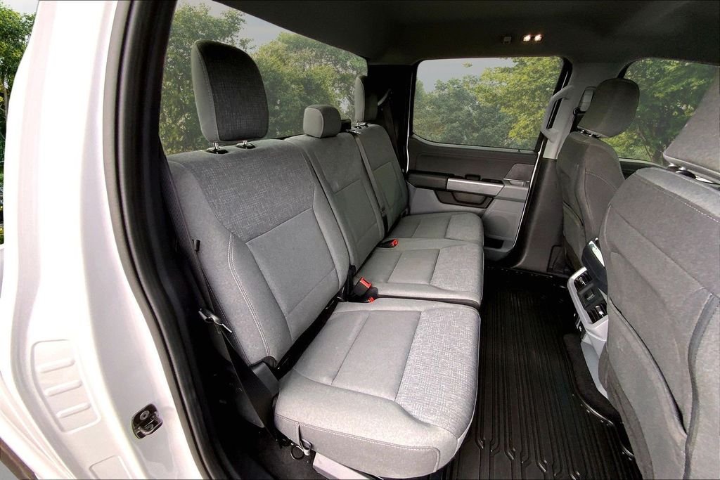 Used 2024 White Ford XLT image 26