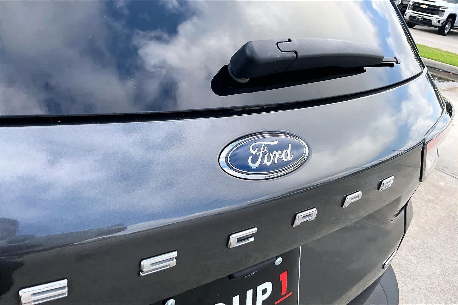 Used 2020 Magnetic Metallic Ford Titanium Hybrid image 29