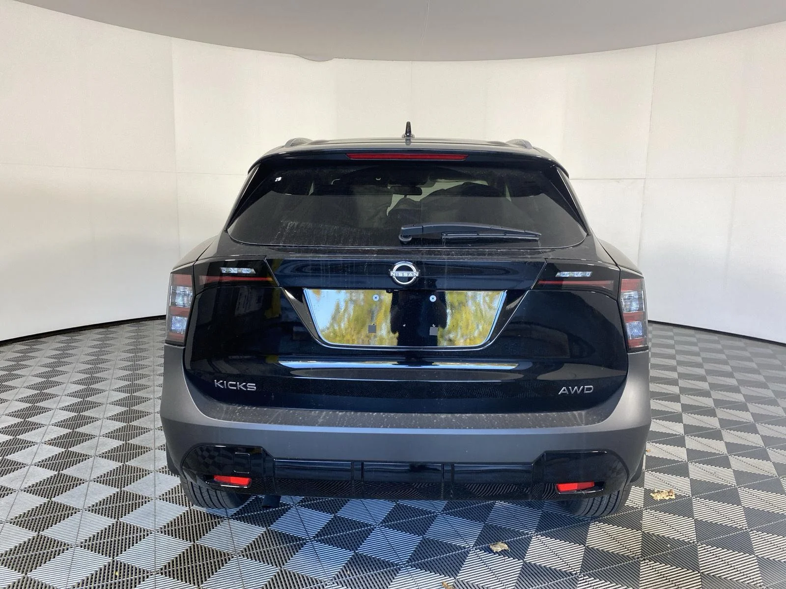 New 2027 Super Black Nissan SV image 18
