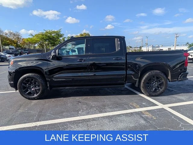 Used 2025 Black Chevrolet High Country image 4