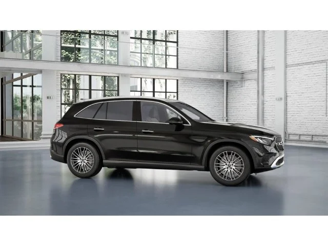 Certified Used 2026 Black Mercedes-Benz GLC 300 image 15