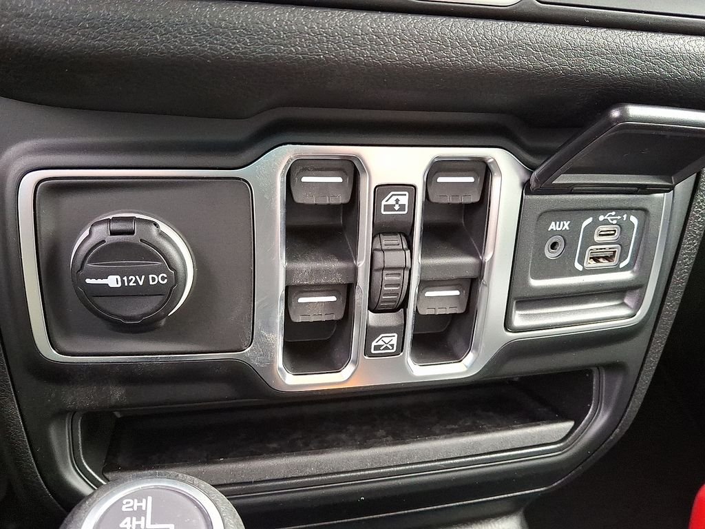 New 2026 Anvil Clearcoat Jeep Sport S image 16