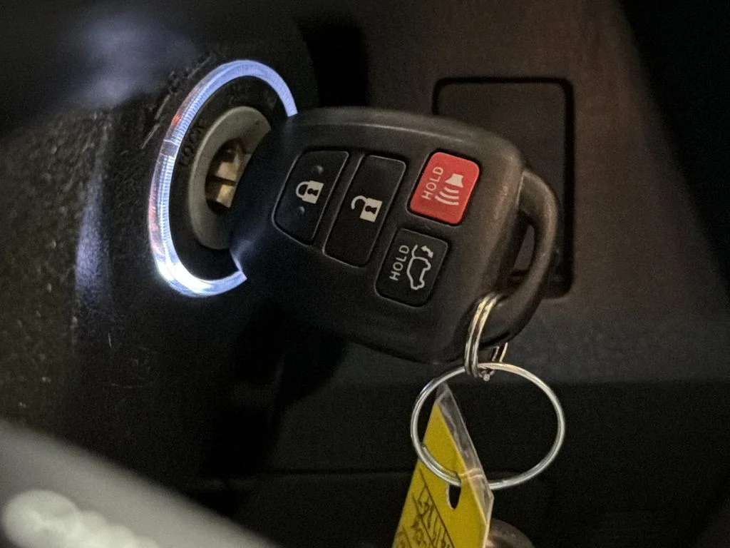 Used 2016 Gray Toyota XLE image 36