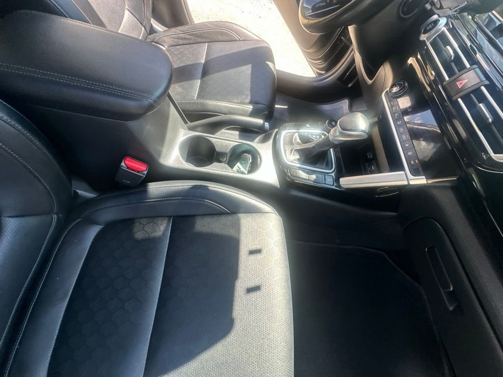 Used 2021 Black Kia EX image 37