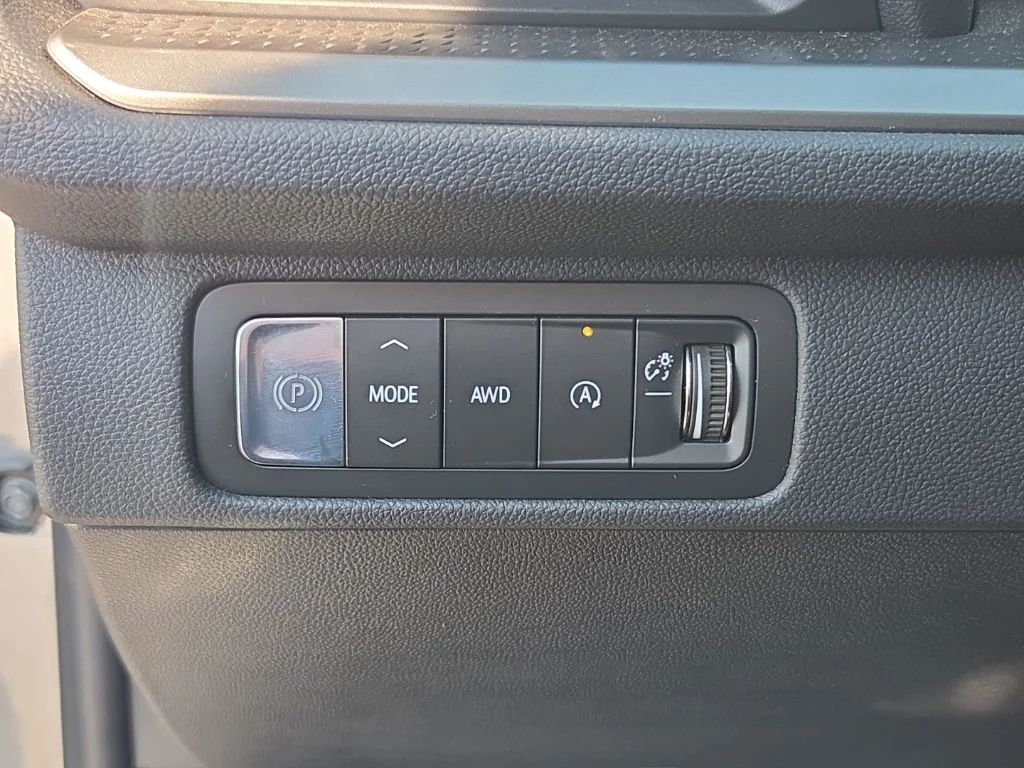Used 2026 Gray Chevrolet LT image 32