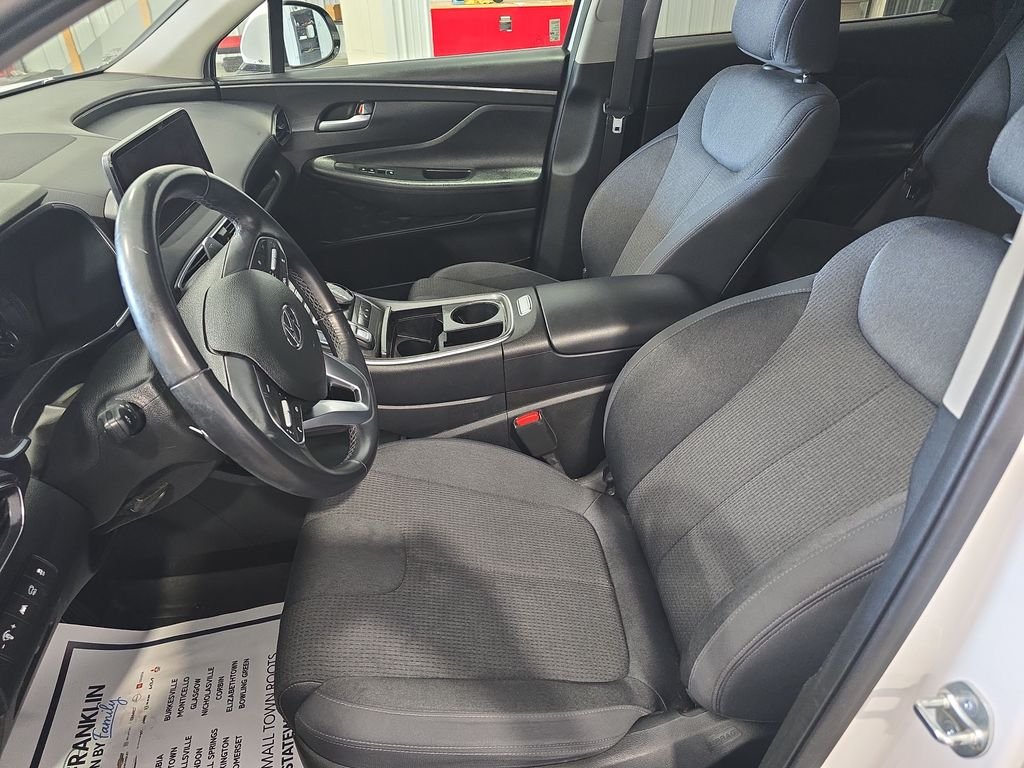 Used 2023 White Hyundai SEL image 15