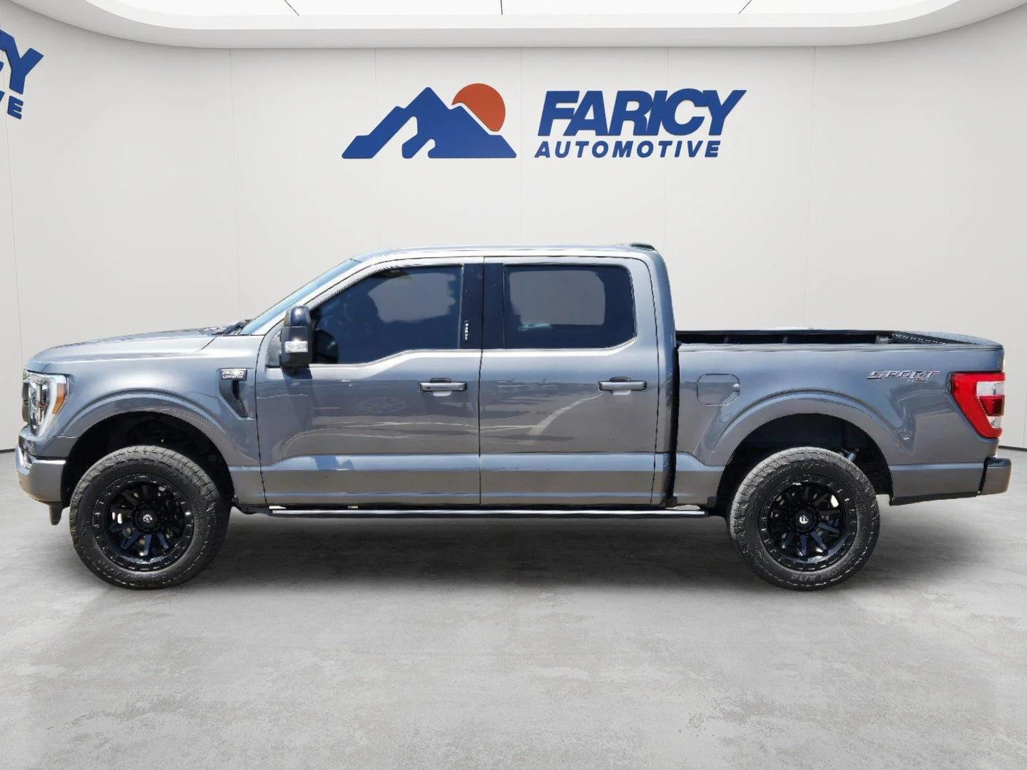 Used 2023 Carbonized Gray Ford LARIAT image 8