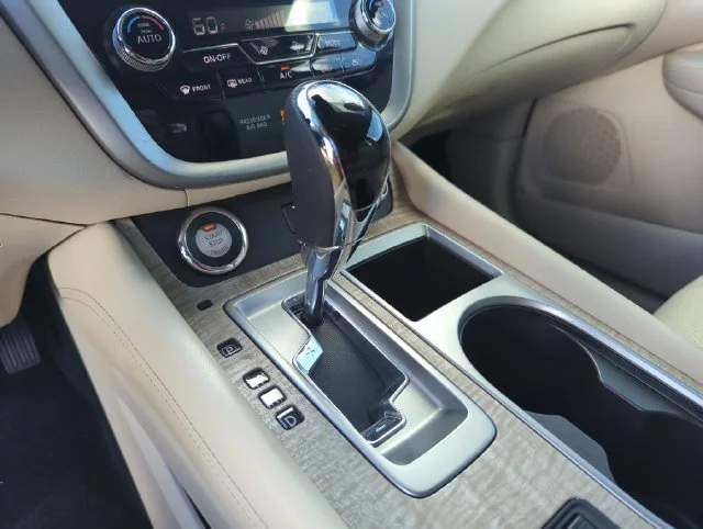 Used 2019 Brown Nissan SL image 42
