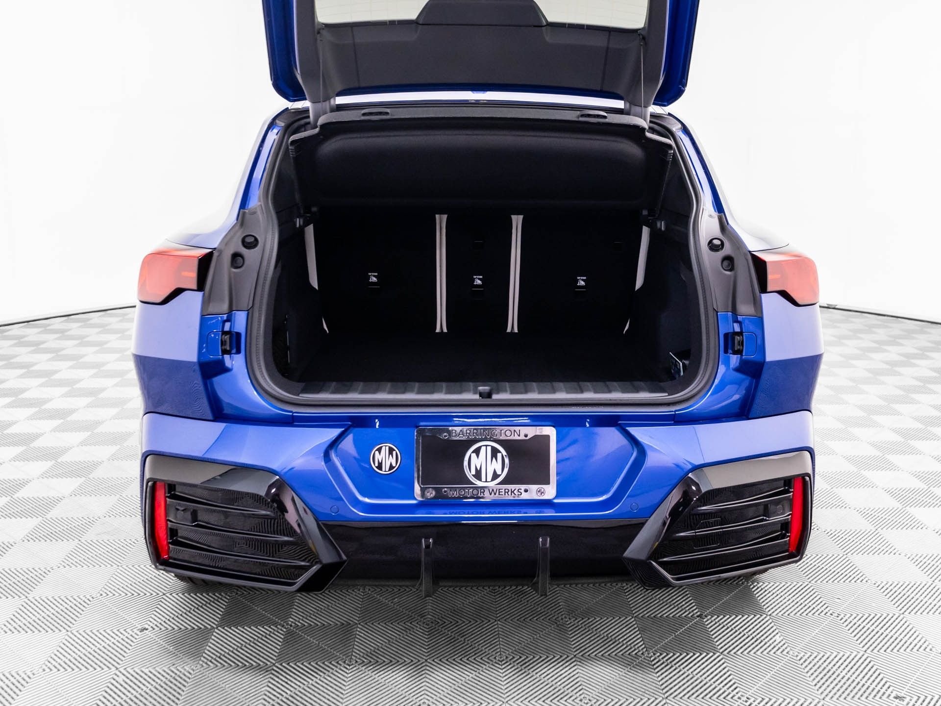 New 2026 Portimao Blue Metallic BMW xDrive28i image 28