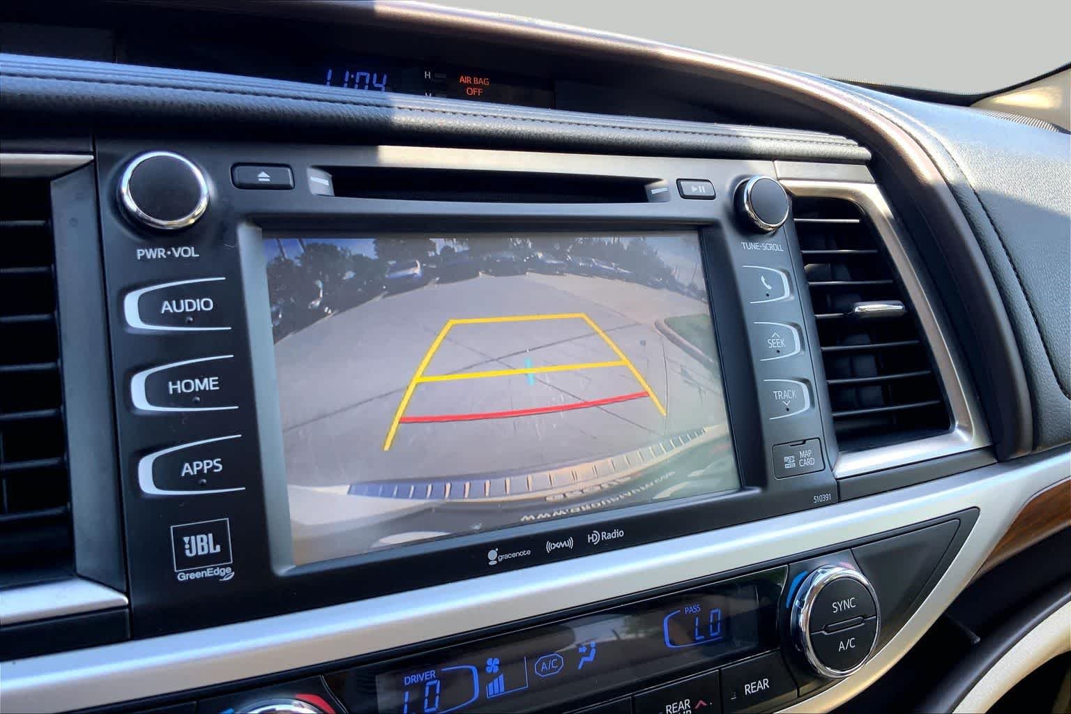 Used 2019 Blizzard Pearl Toyota Limited image 27