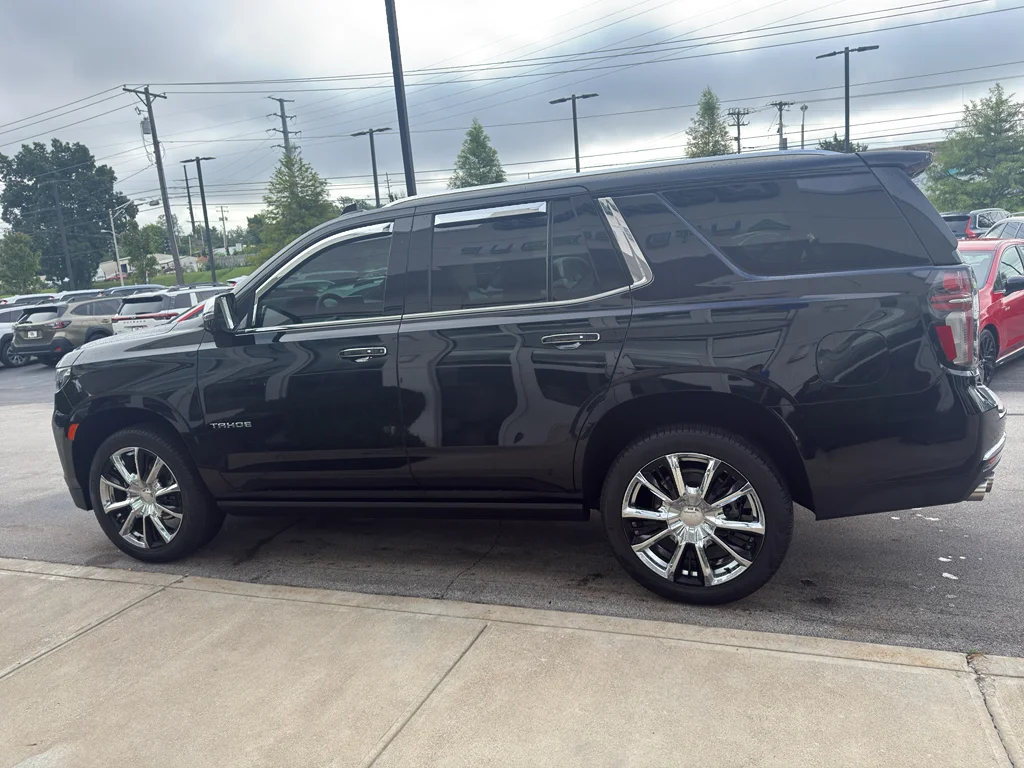 Used 2024 black Chevrolet Premier image 6