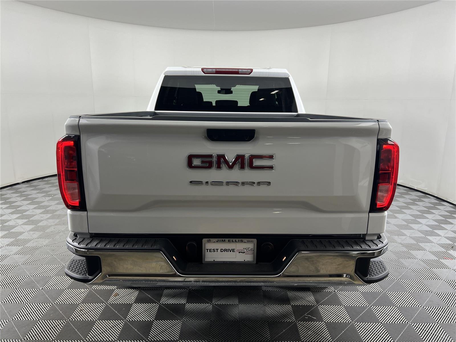 New 2026 Summit White GMC Pro image 5